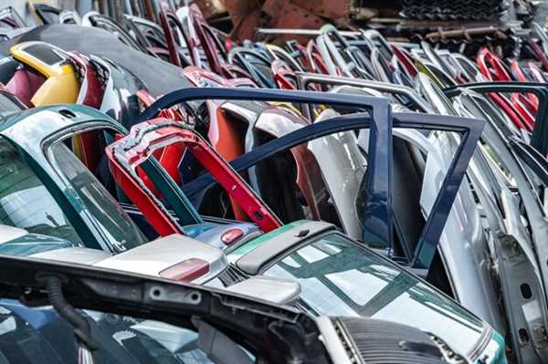 Key Considerations When Buying a Salvage Vehicle as a First-Time Buyer