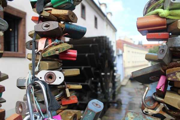 Tips for Inspecting Used Auto Parts Before Purchase